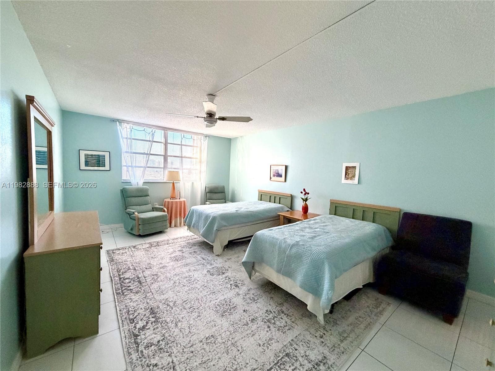 1833 S Ocean Dr #1202 4