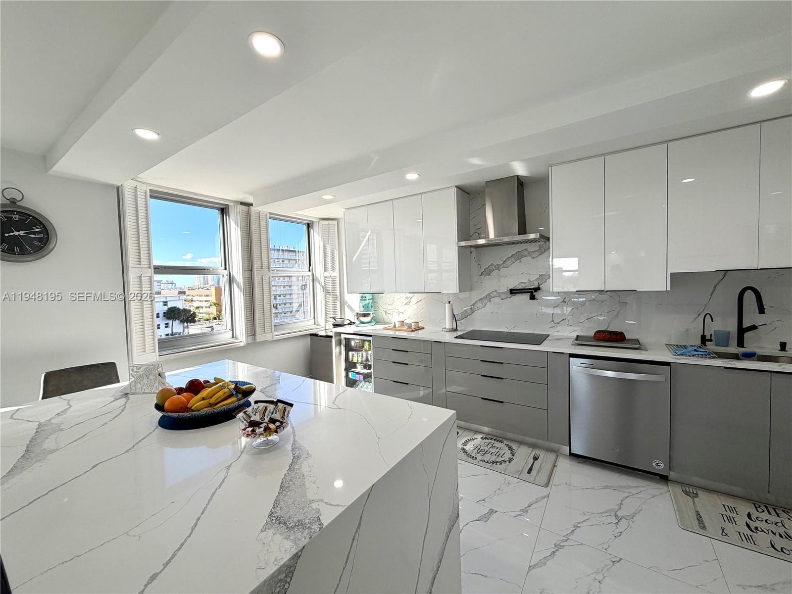 1920 S Ocean Dr #5A 3