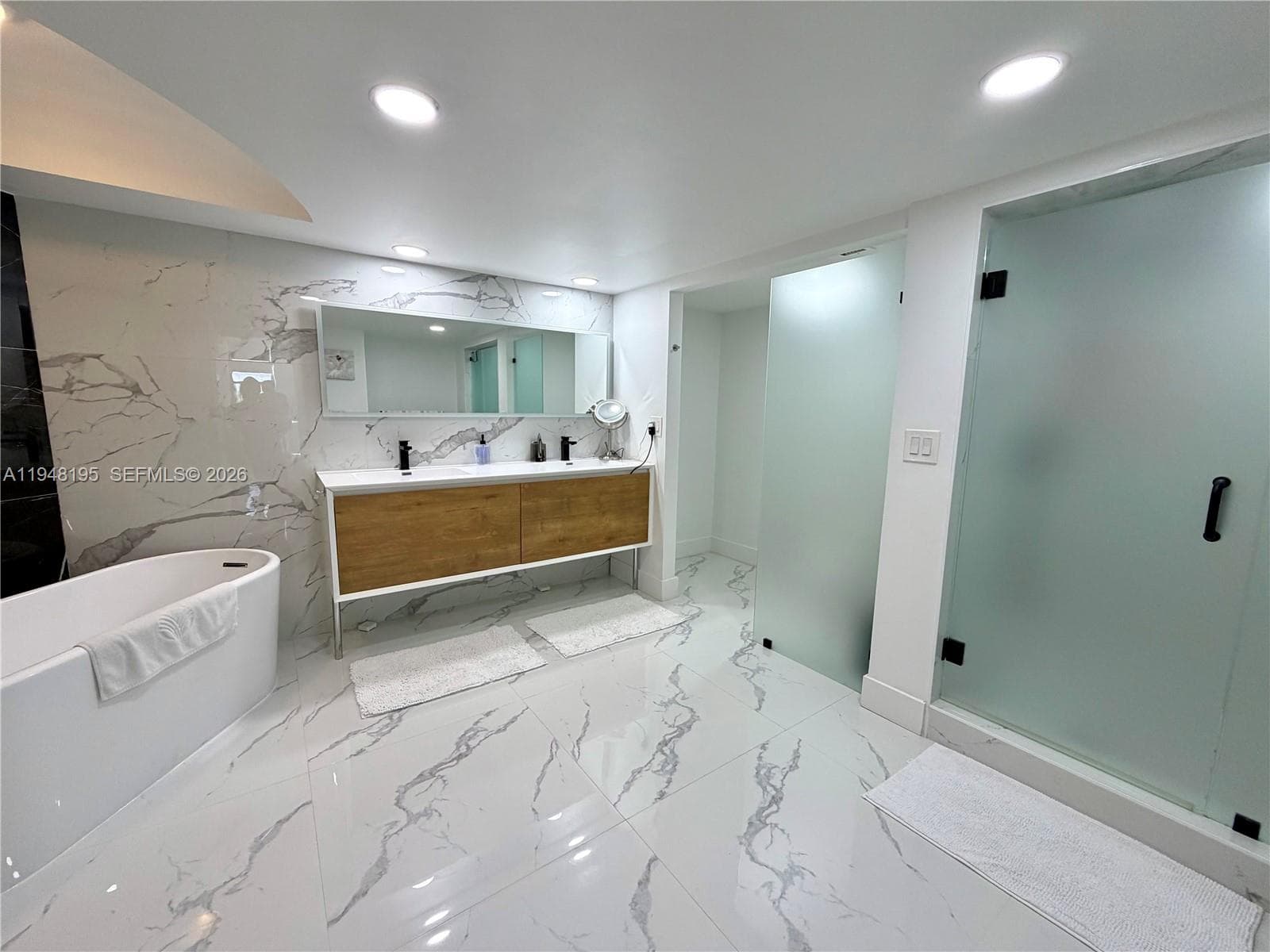 1920 S Ocean Dr #5A 22