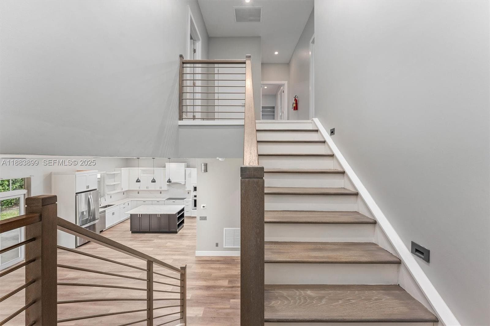 2431 NE 20th Ave 10