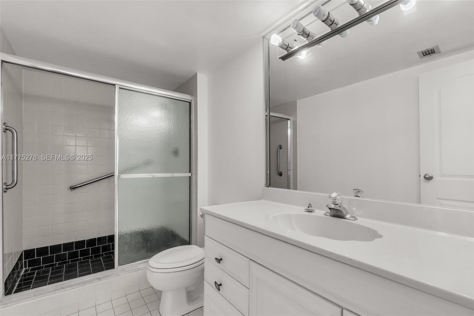 600 Three Islands Blvd #1207 9