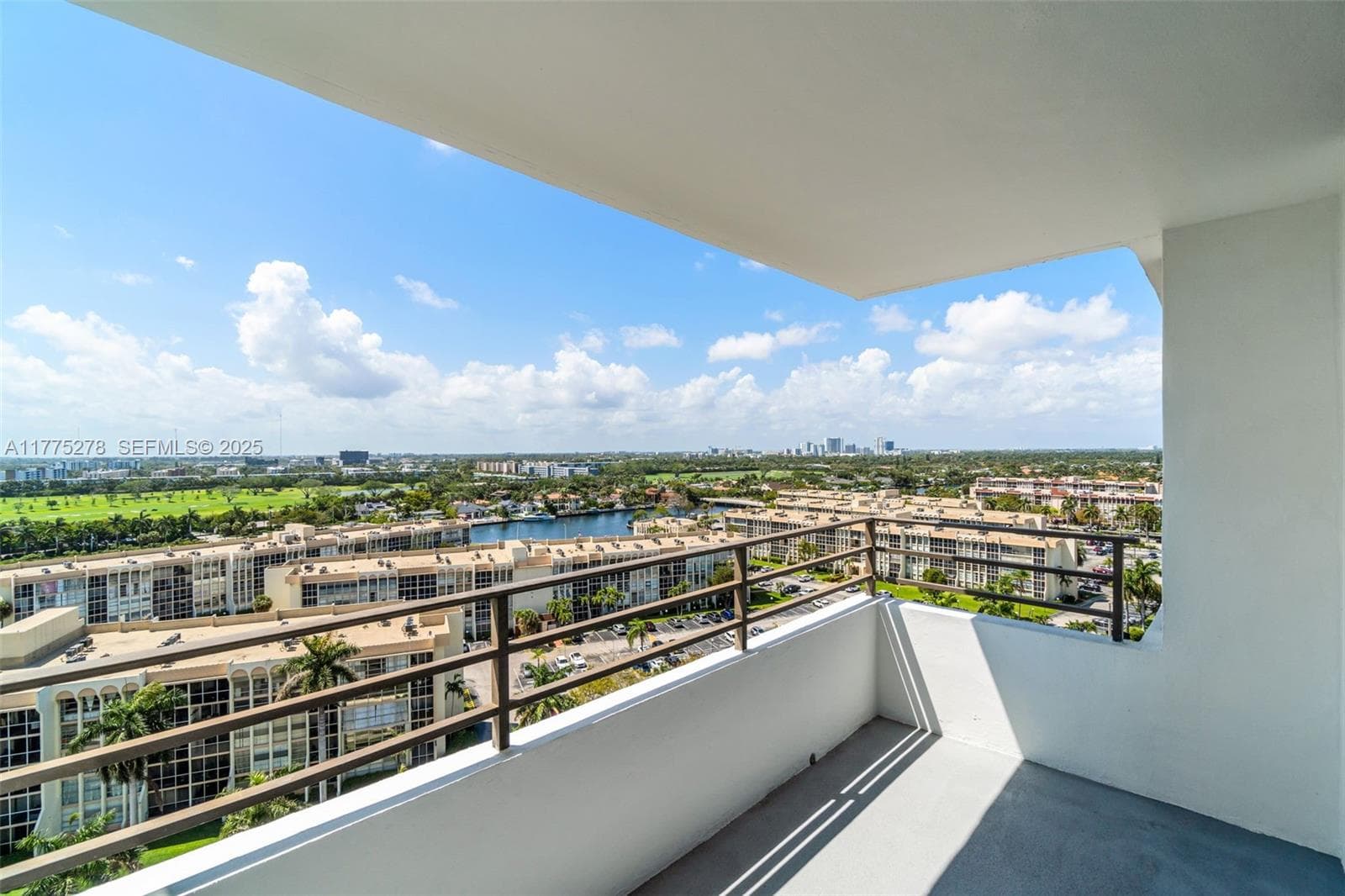 600 Three Islands Blvd #1207 18